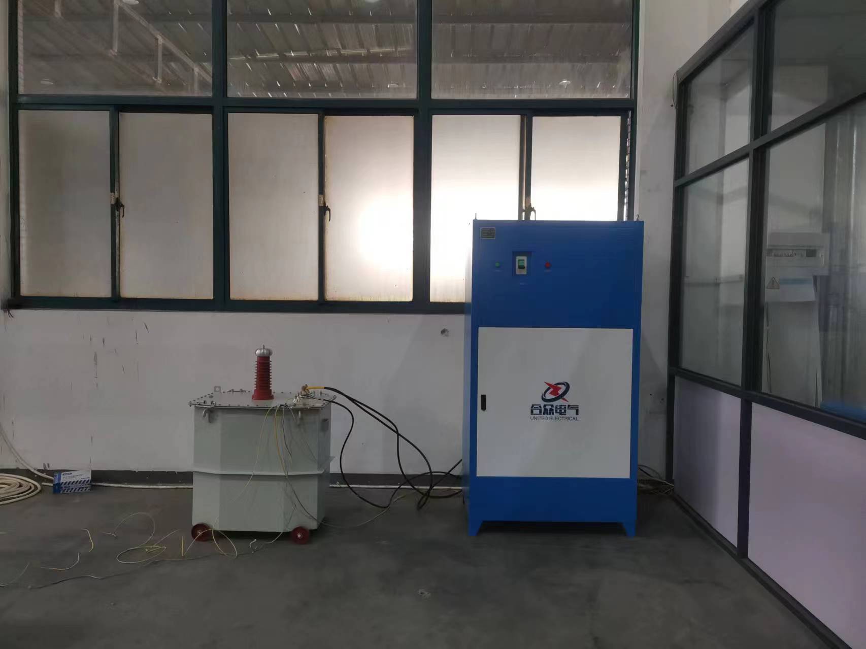 工频耐压试验装置