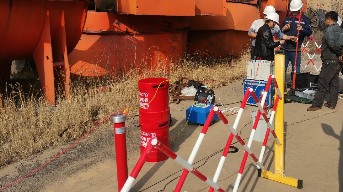 串联谐振耐压试验装置