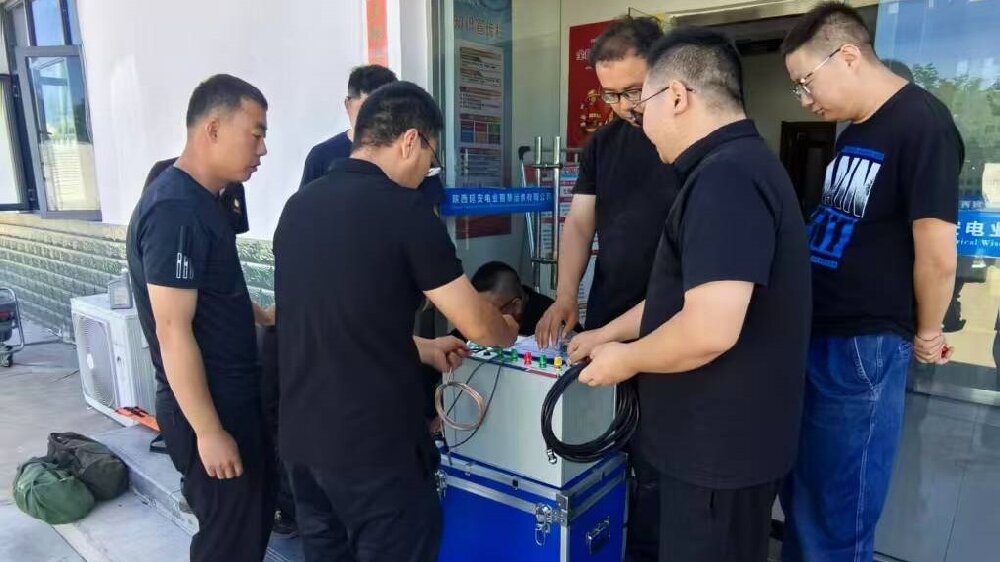串联谐振耐压试验装置 试验现场